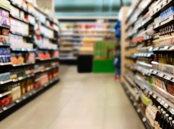 Merchandiser using StoreSnap in store